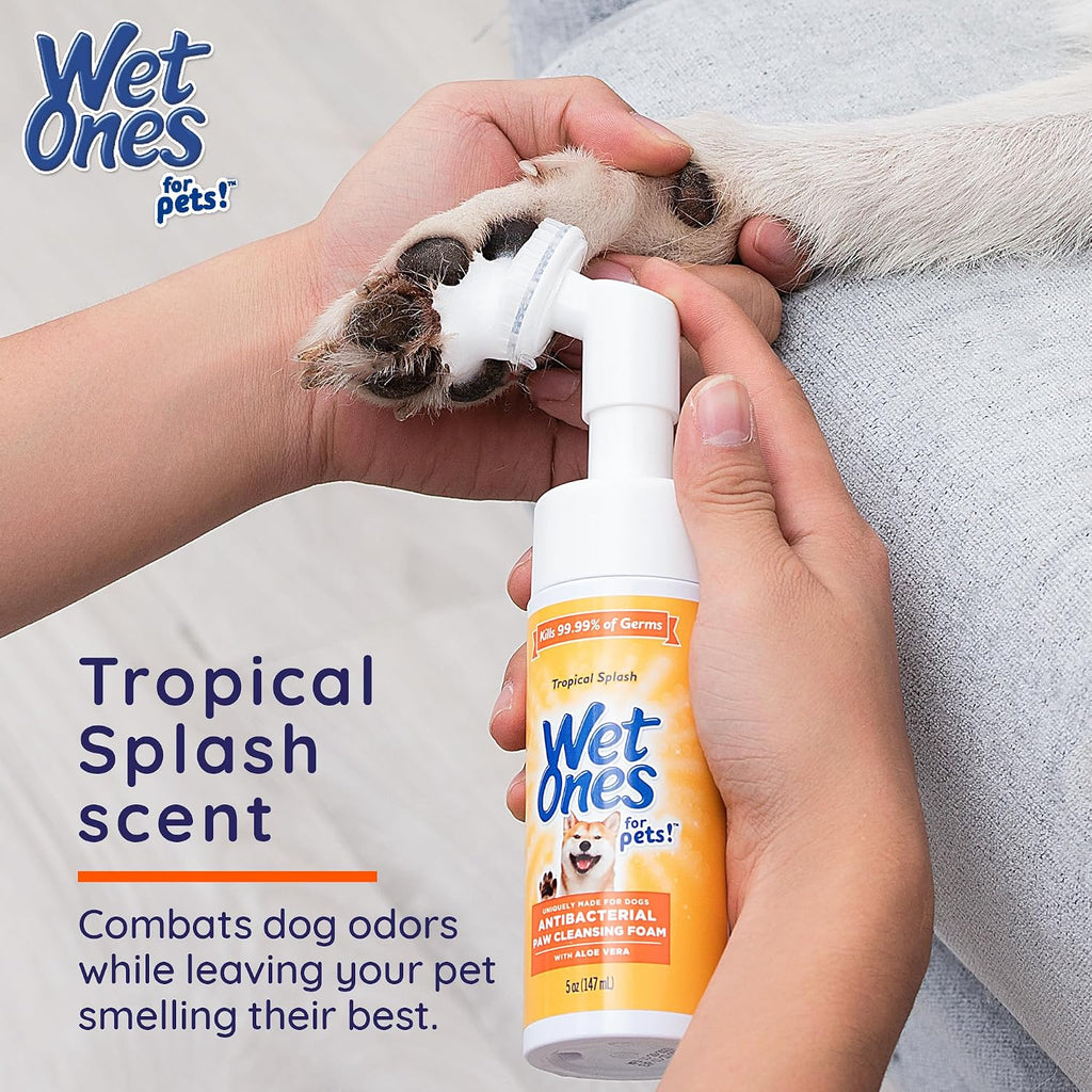 Antibacterial Foaming Paw Cleaner with Built-In Scrubber Brush – Tropical Scent, 5 oz